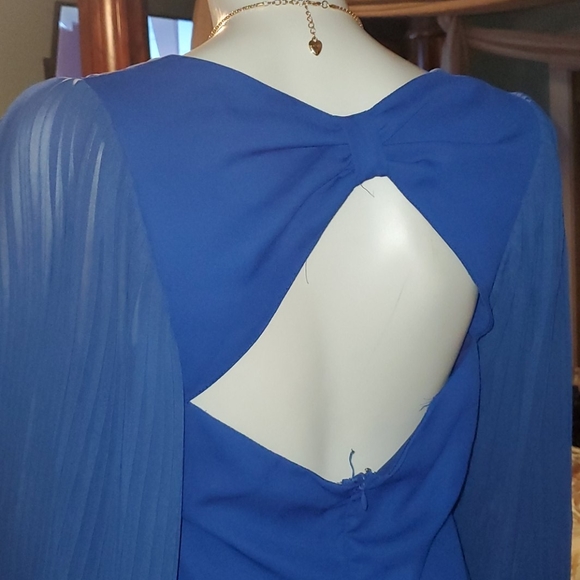 Azure blue 👗 - Picture 4 of 7